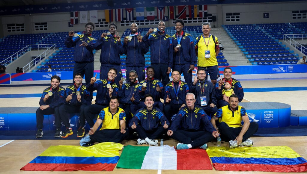 oro en voleibol masculino