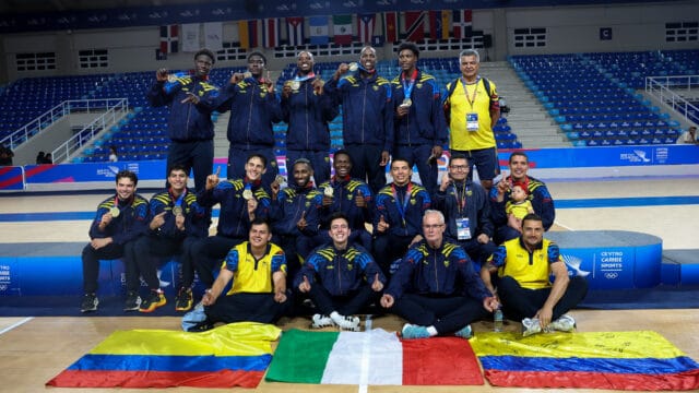 oro en voleibol masculino