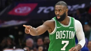 El traspaso Jaylen Brown a los 76ers por Paul George que sacudió la NBA