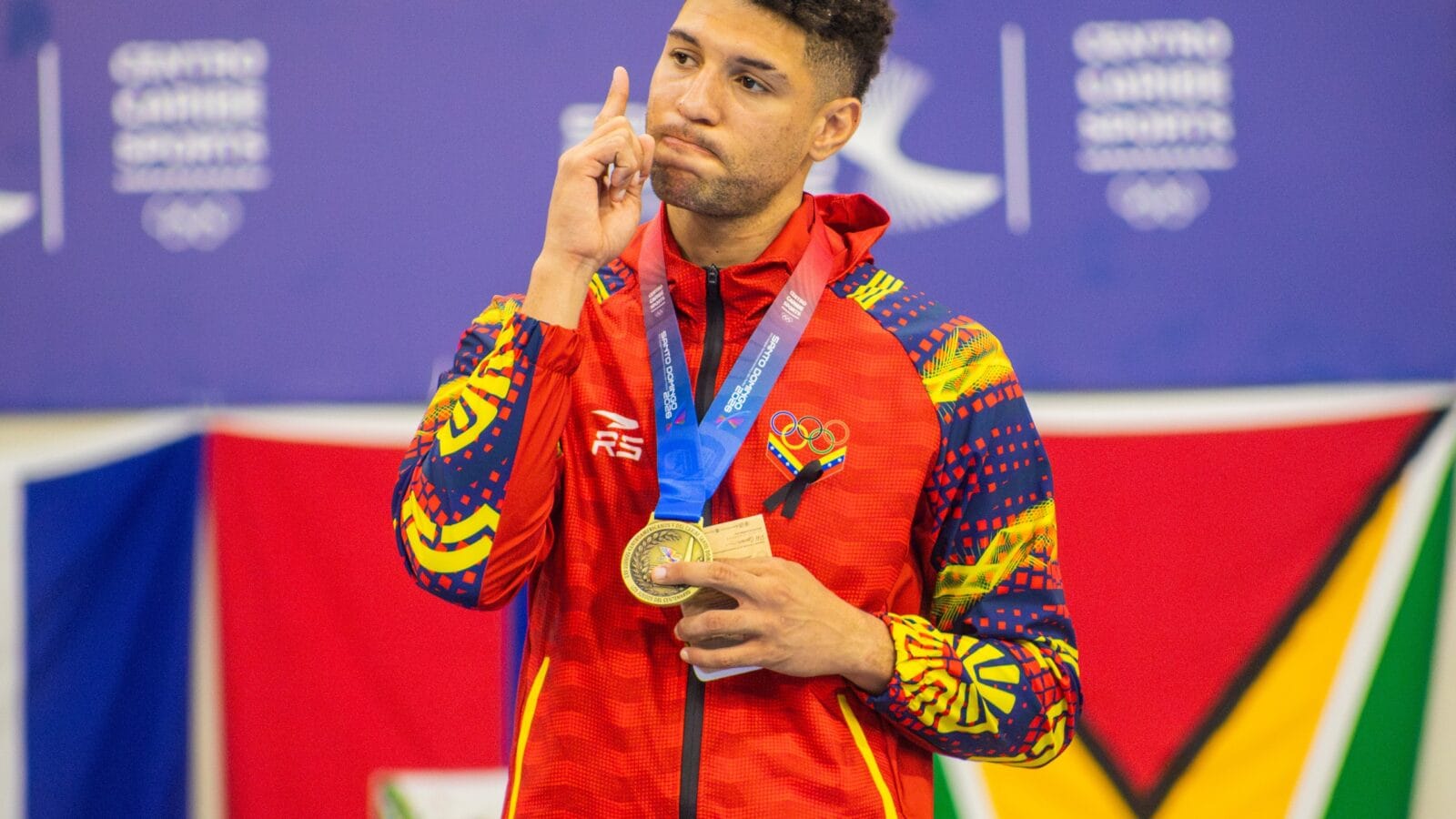 plata en taekwondo