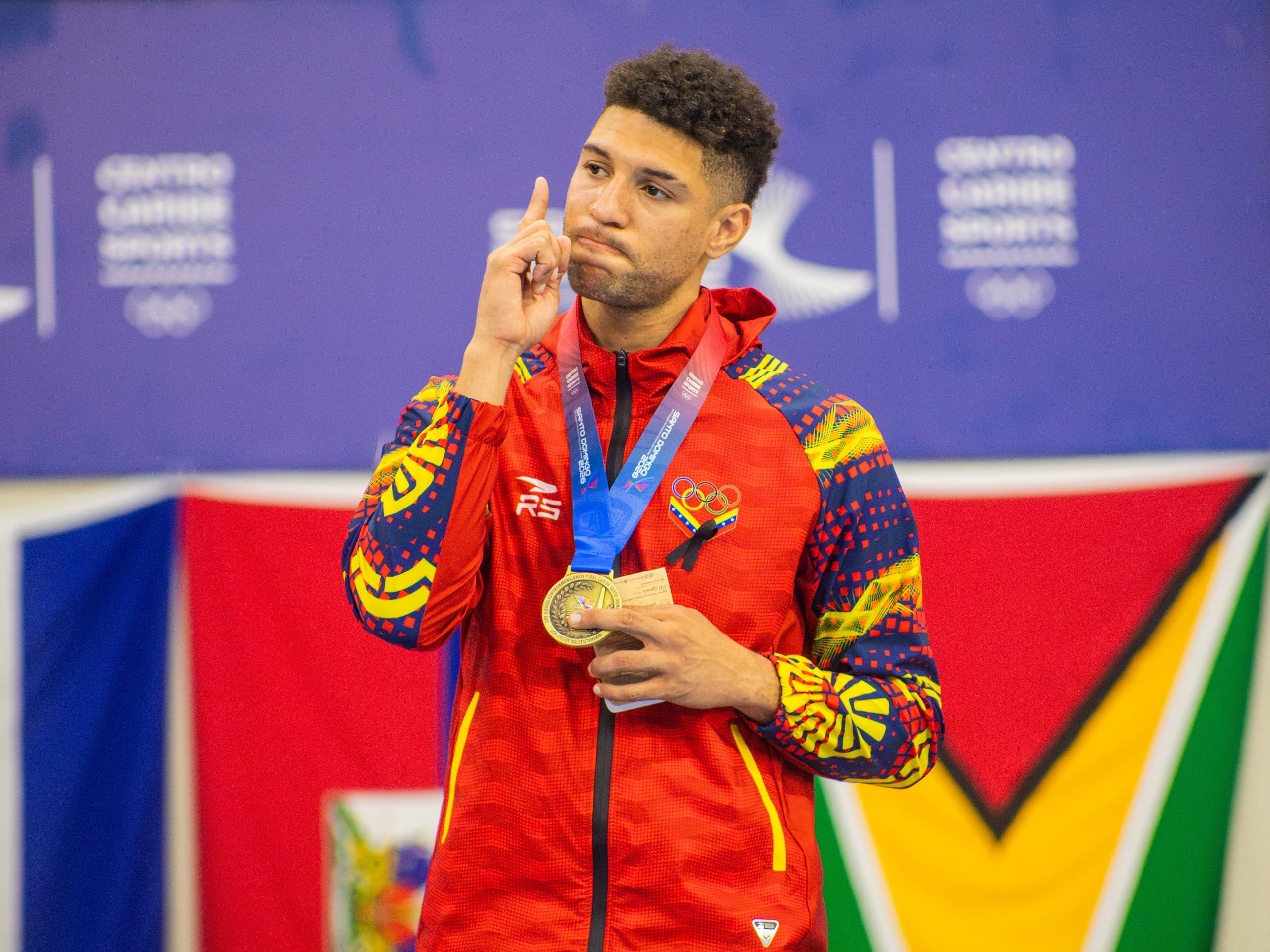 plata en taekwondo