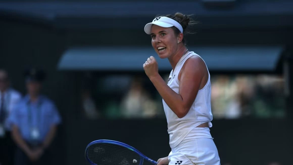 Linda Nosková celebra su título en Linda Nosková Wimbledon 2026