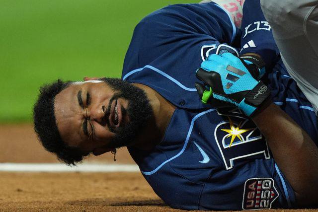 Junior Caminero es atendido tras pelotazo en el Juego de Estrellas 2026