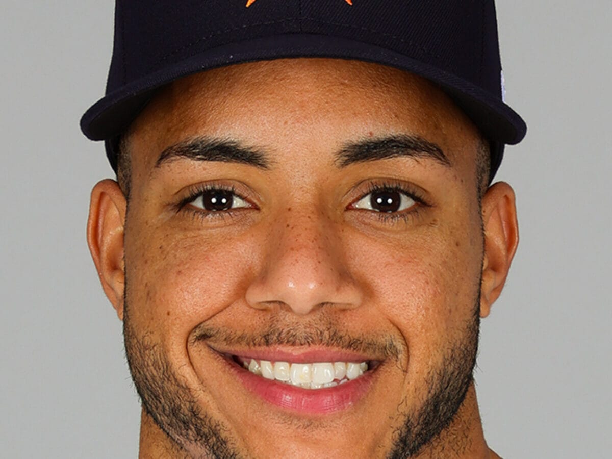 Jeremy Pena con el uniforme de los Houston Astros