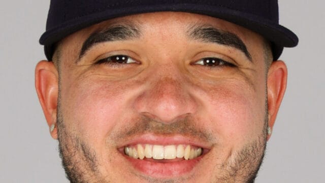 Yainer Diaz con el uniforme de los Houston Astros
