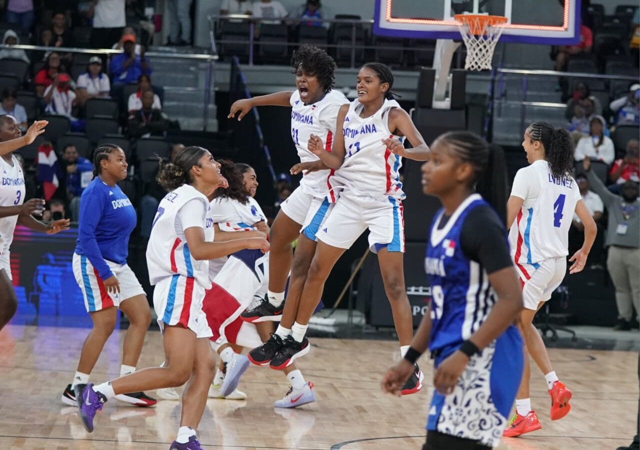 bronce en baloncesto femenino
