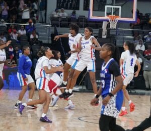 bronce en baloncesto femenino