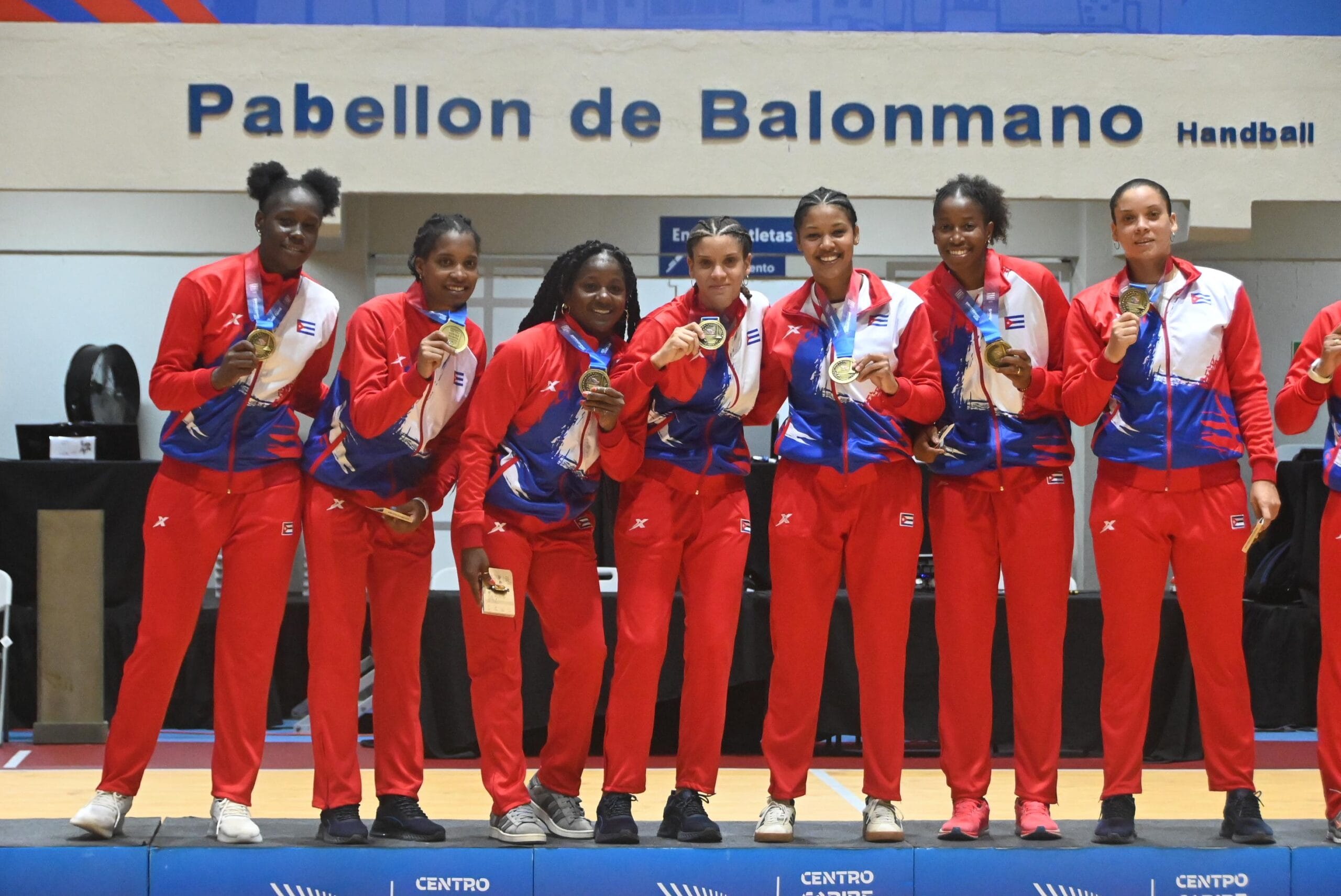 oro en balonmano femenino