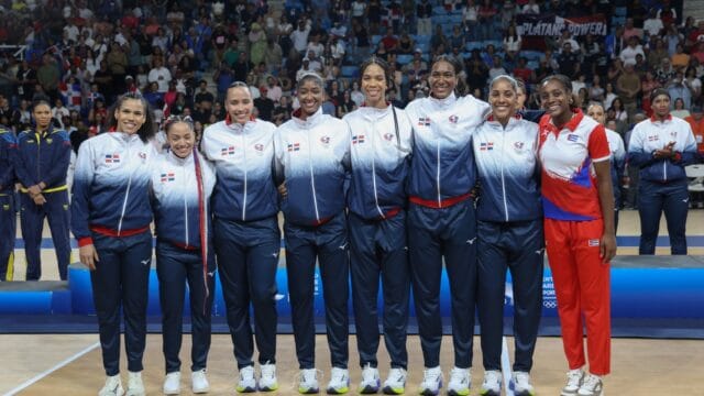 Pena recibe premio MVP