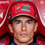 Pedro Acosta se rinde ante Marc Márquez antes de ser compañeros en Ducati
