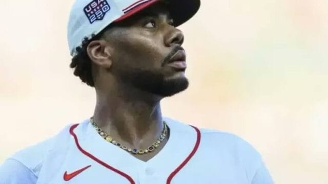 Hunter Greene fuera hasta 2027 tras cirugía de codo