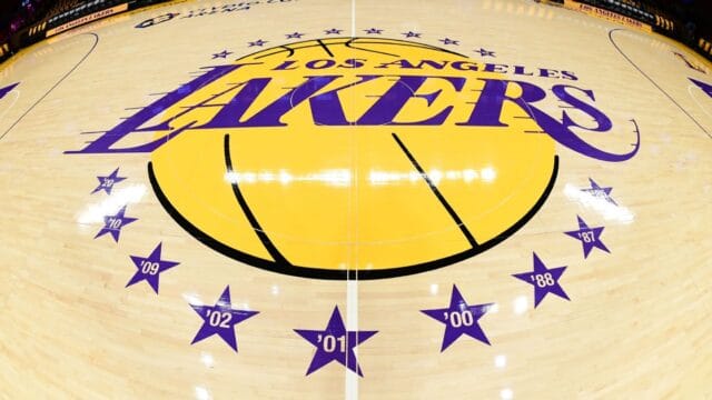 venta lakers nba