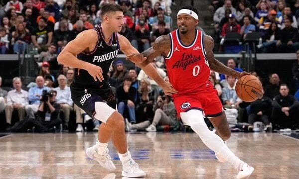 beal firma con clippers