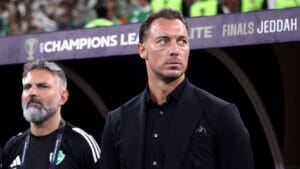 newcastle nuevo entrenador