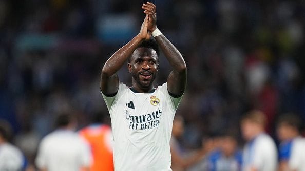 mourinho defiende a vinicius