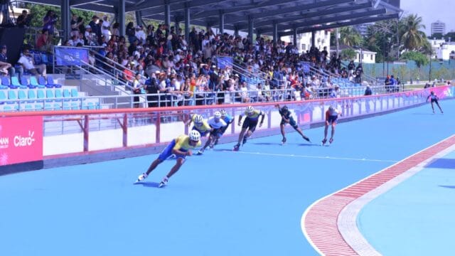triatlon masculino por equipos