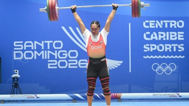 Yudelina Mejia gana oro