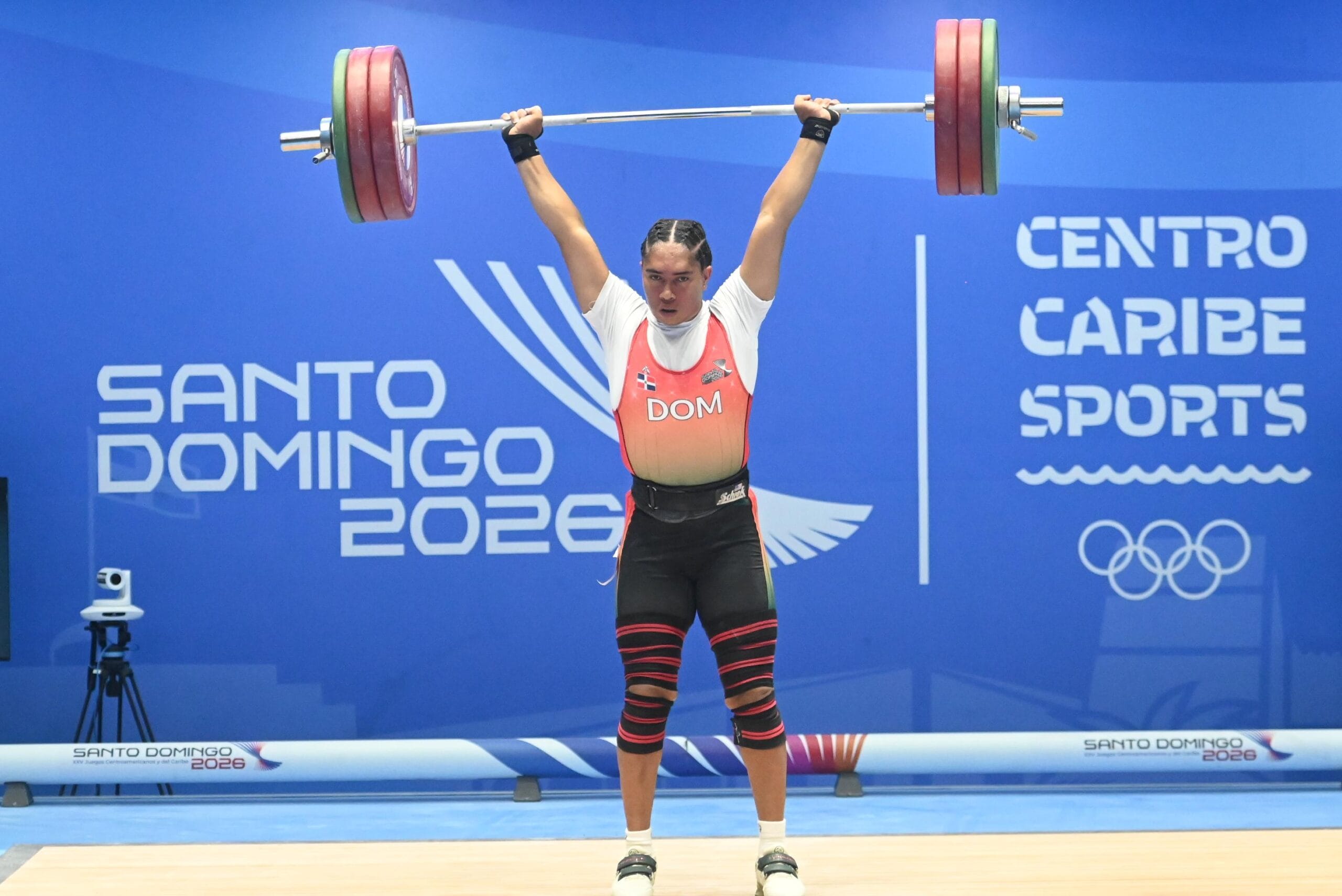 Yudelina Mejia gana oro