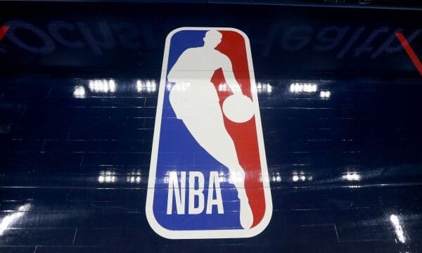spurs pelicans paris