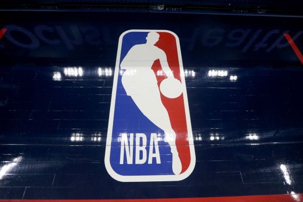 spurs pelicans paris