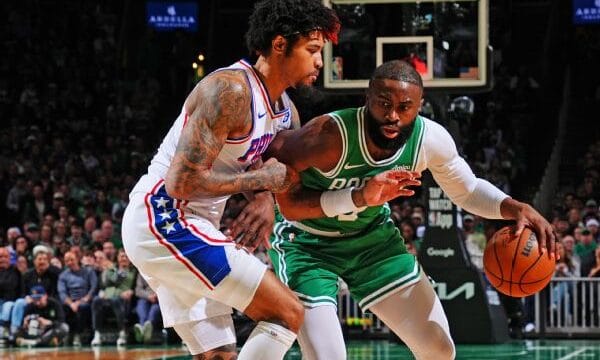 arbitros nba push-offs