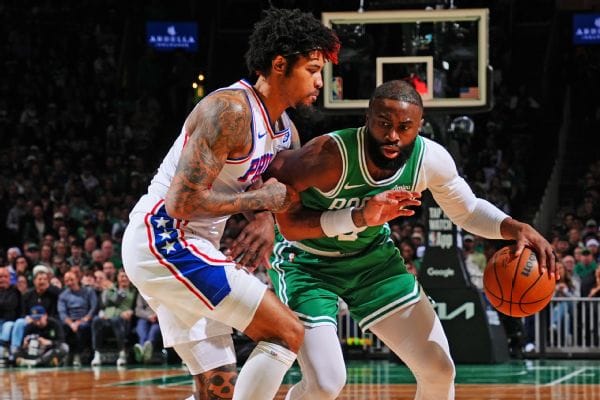 arbitros nba push-offs