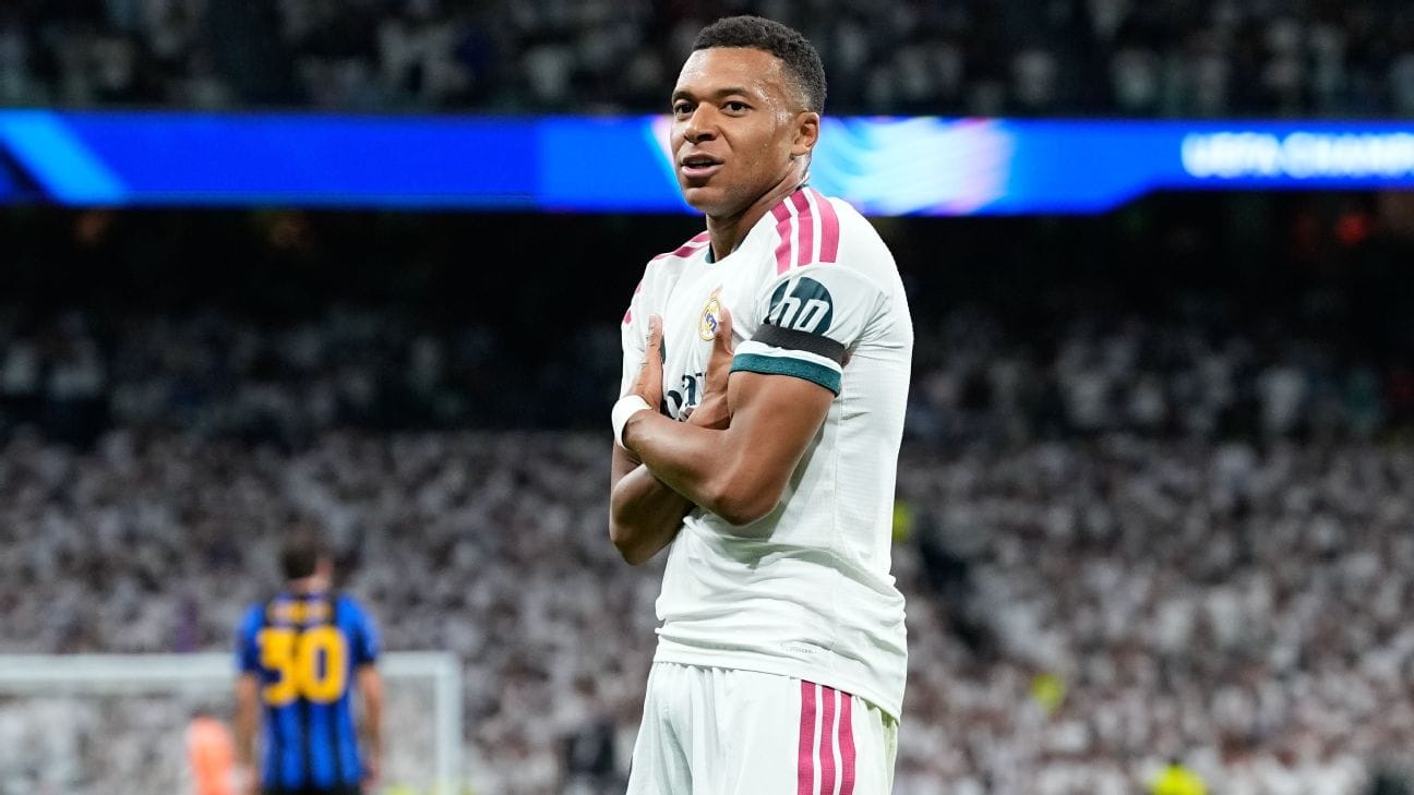 mbappe firma con on
