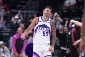 knicks firman a konchar