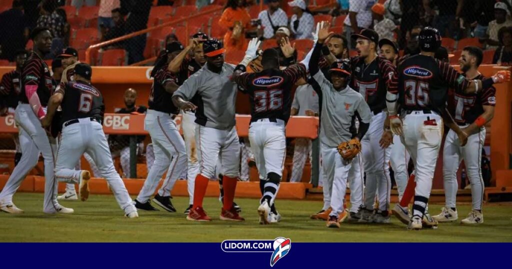 Toros del Este Gigantes del Cibao