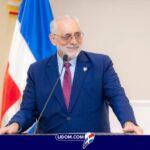 Senado reconoce a Vitelio Mejía