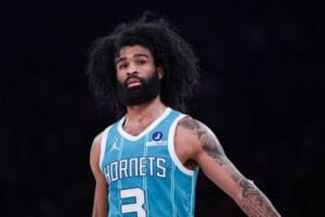 lesión Coby White