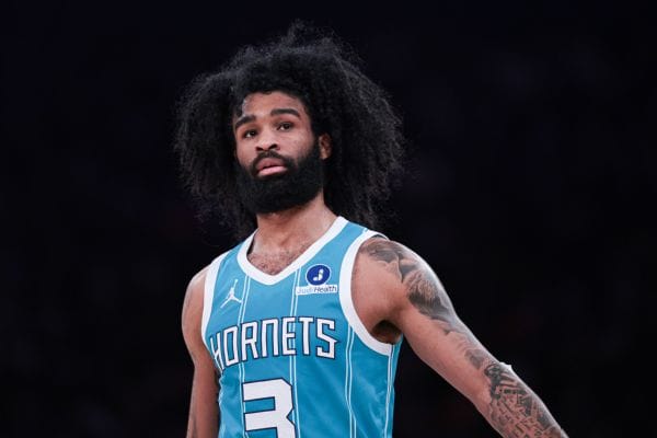 lesión Coby White