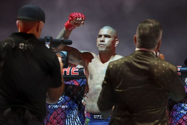 Pereira Pavlovich UFC 335