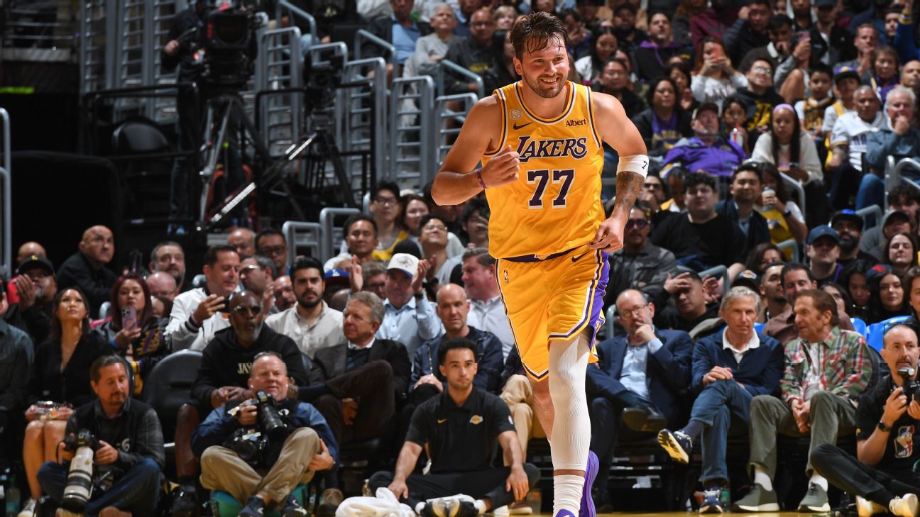 Lakers vencen a Warriors